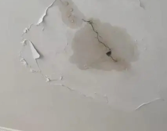 陆丰阳台漏水维修公司分享下屋面防水工程质量问题原因分析